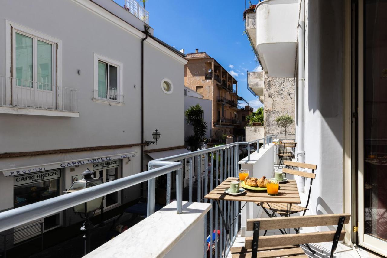 Sorrentovibes - Spacious 3 Bedrooms Apartment In Sorrento Oldtown Exterior photo